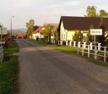Příjezd od jihu (Hlásné Lhoty)  4.10.2004